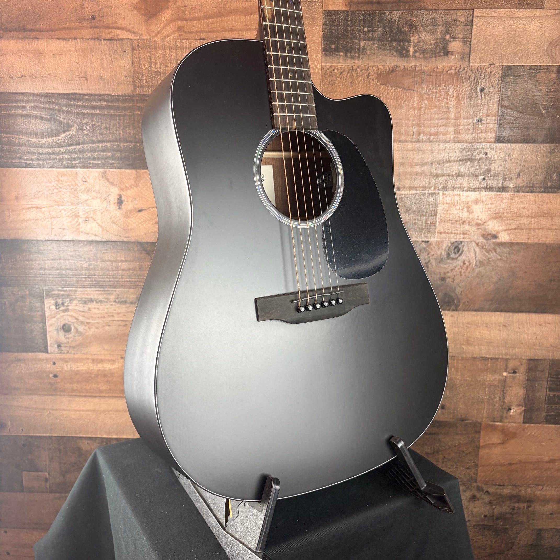 Martin DC-10E Modern Black