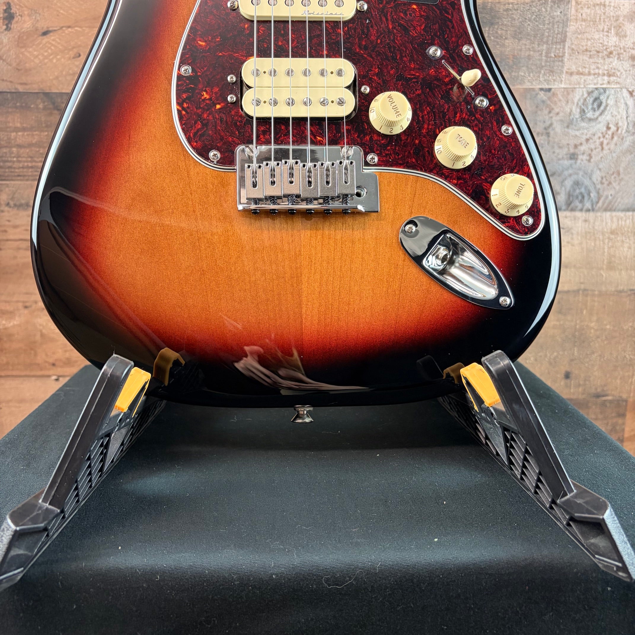 Fender Player II Modified Stratocaster HSS 3 Tone Sunburst