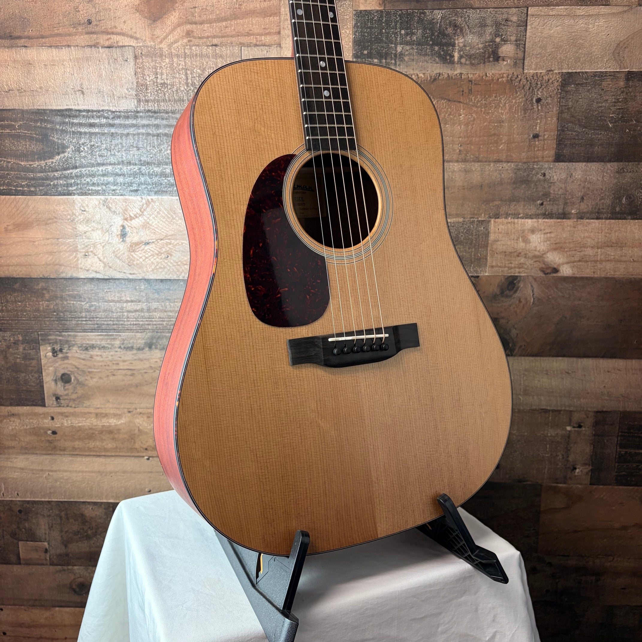 Eastman E1DL Left Handed Acoustic Guitar