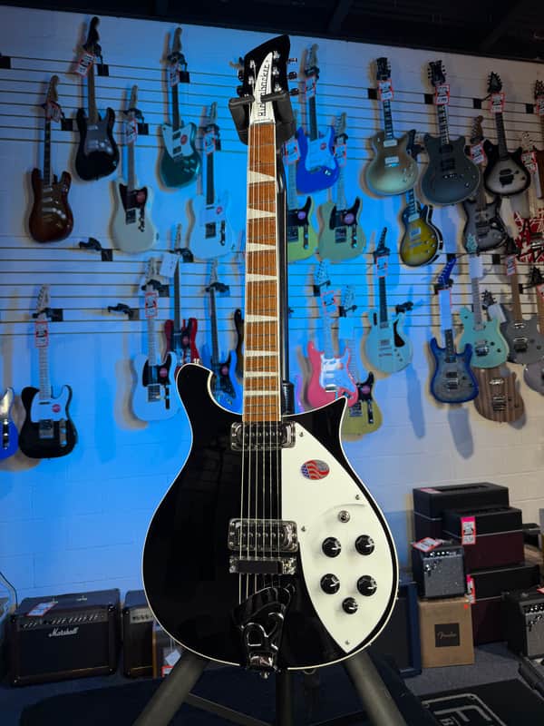 Rickenbacker 620JG Jetglo