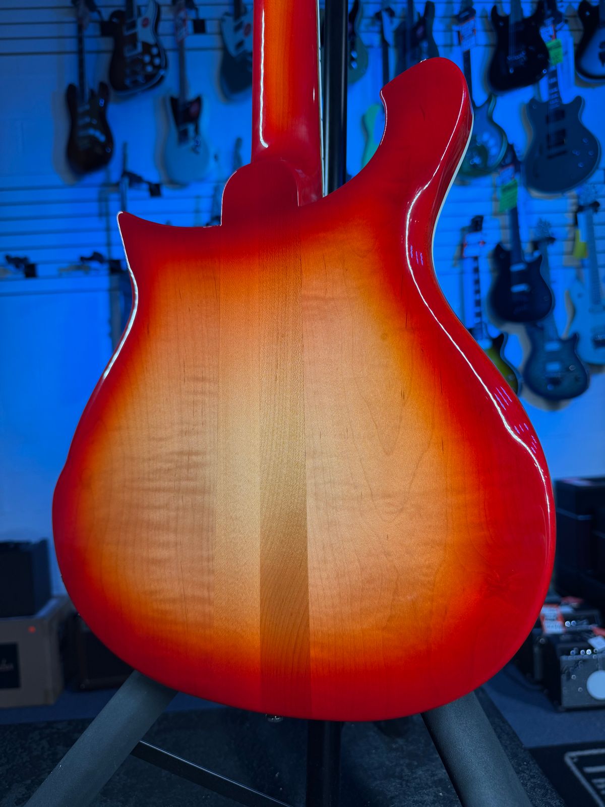 Rickenbacker 660 Fireglo