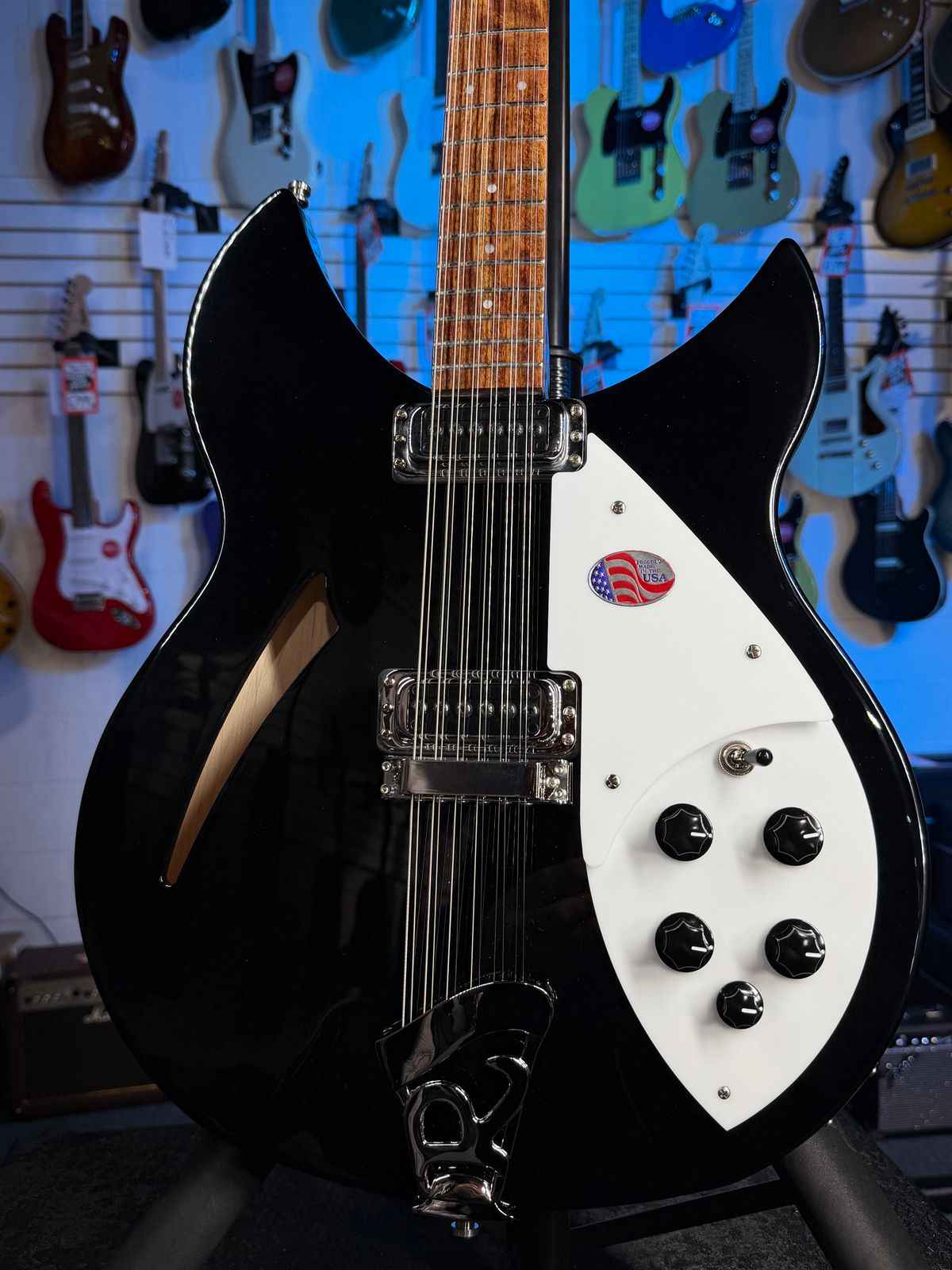 Rickenbacker 330/12 Jetglo