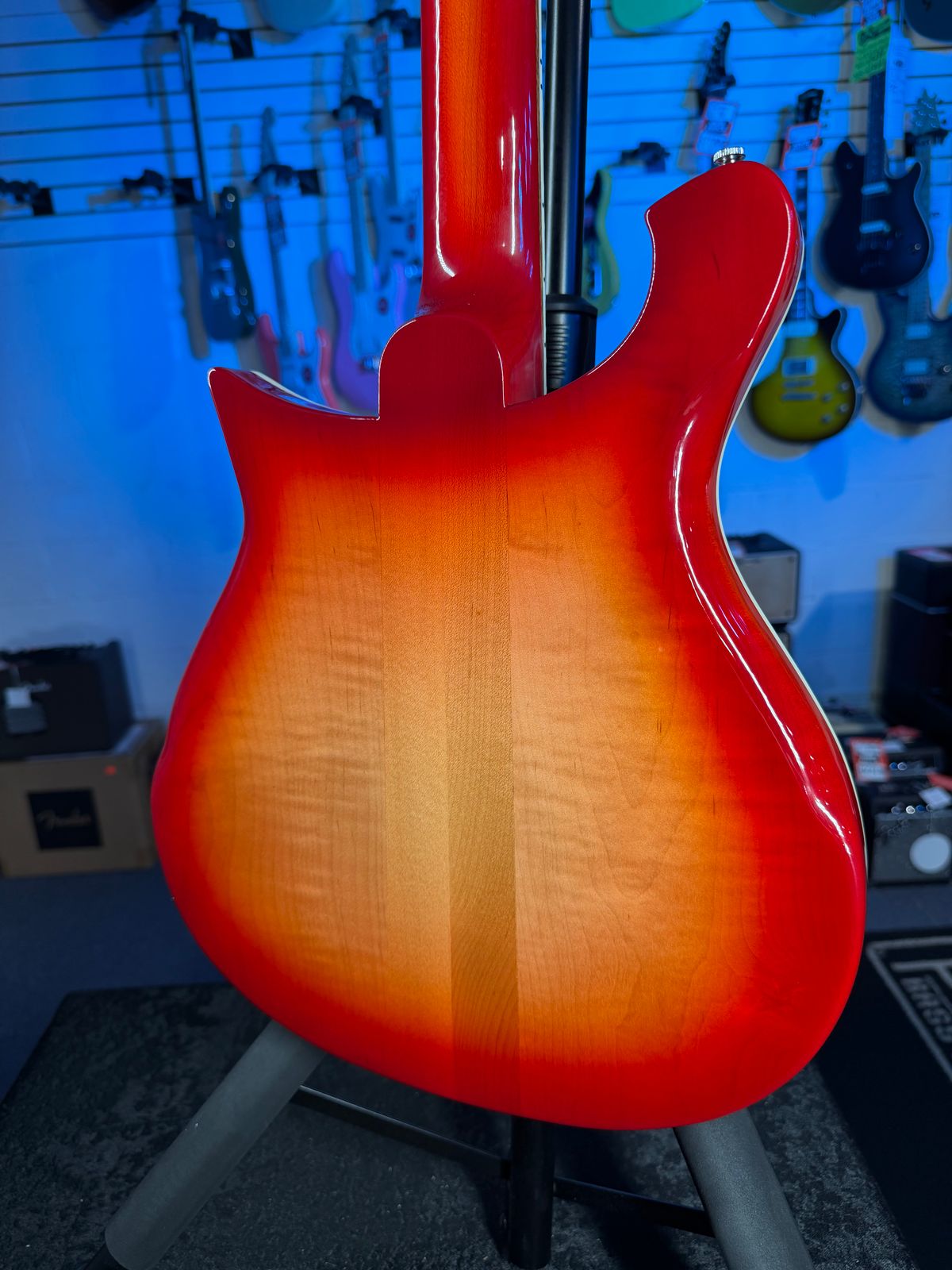 Rickenbacker 660 Fireglo