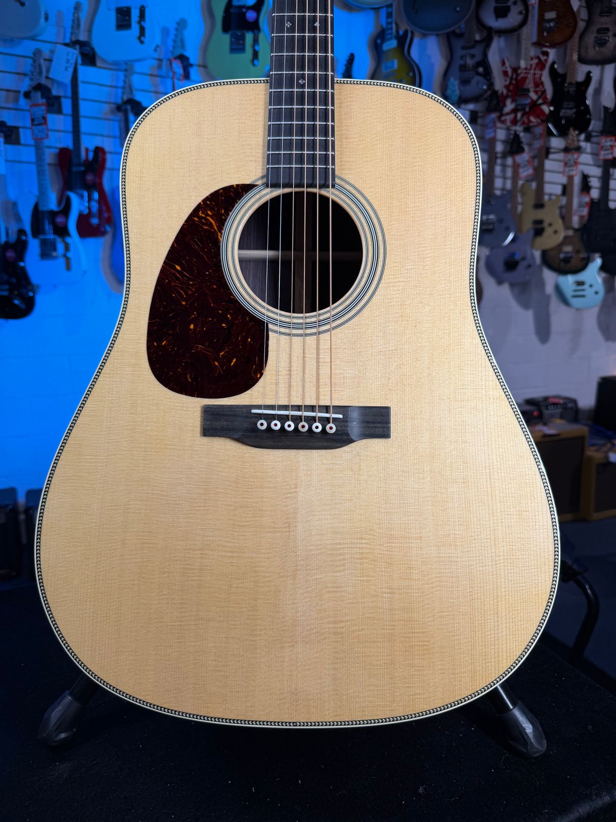 Martin Super HD-28 Left-Handed Natural