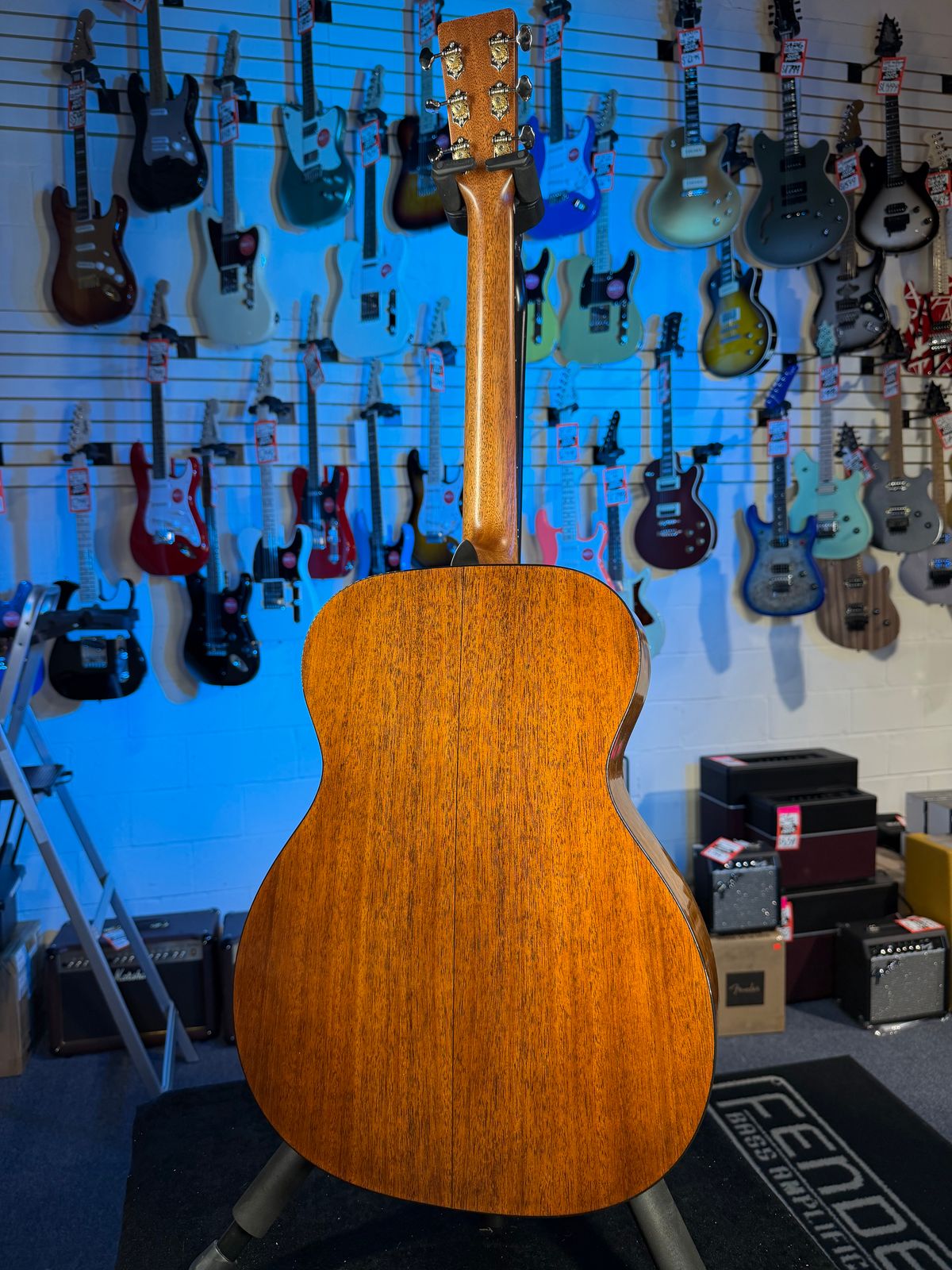 Martin 000-18 Standard Series Acoustic Guitar, Natural with Aging Toner