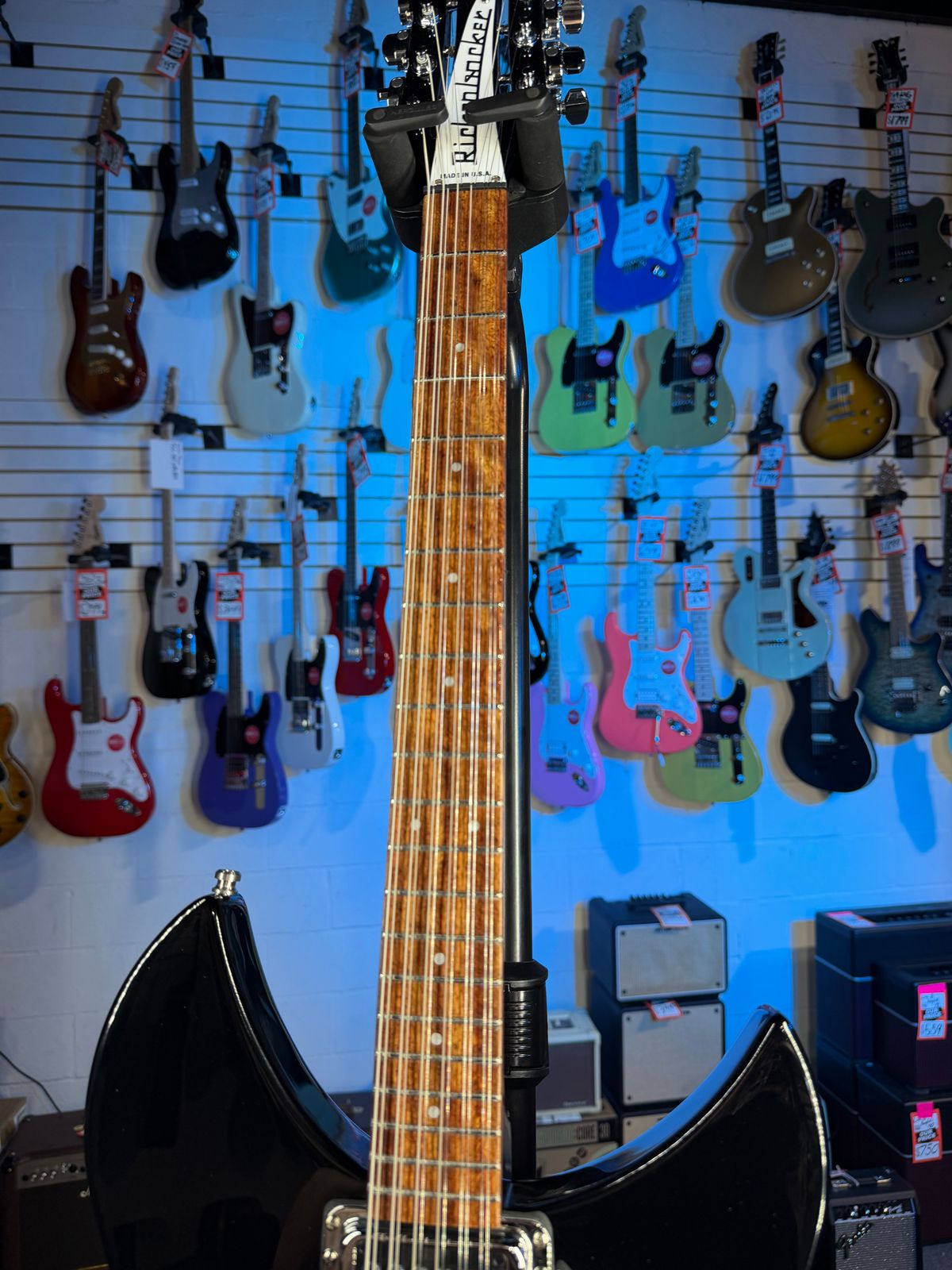 Rickenbacker 330/12 Jetglo
