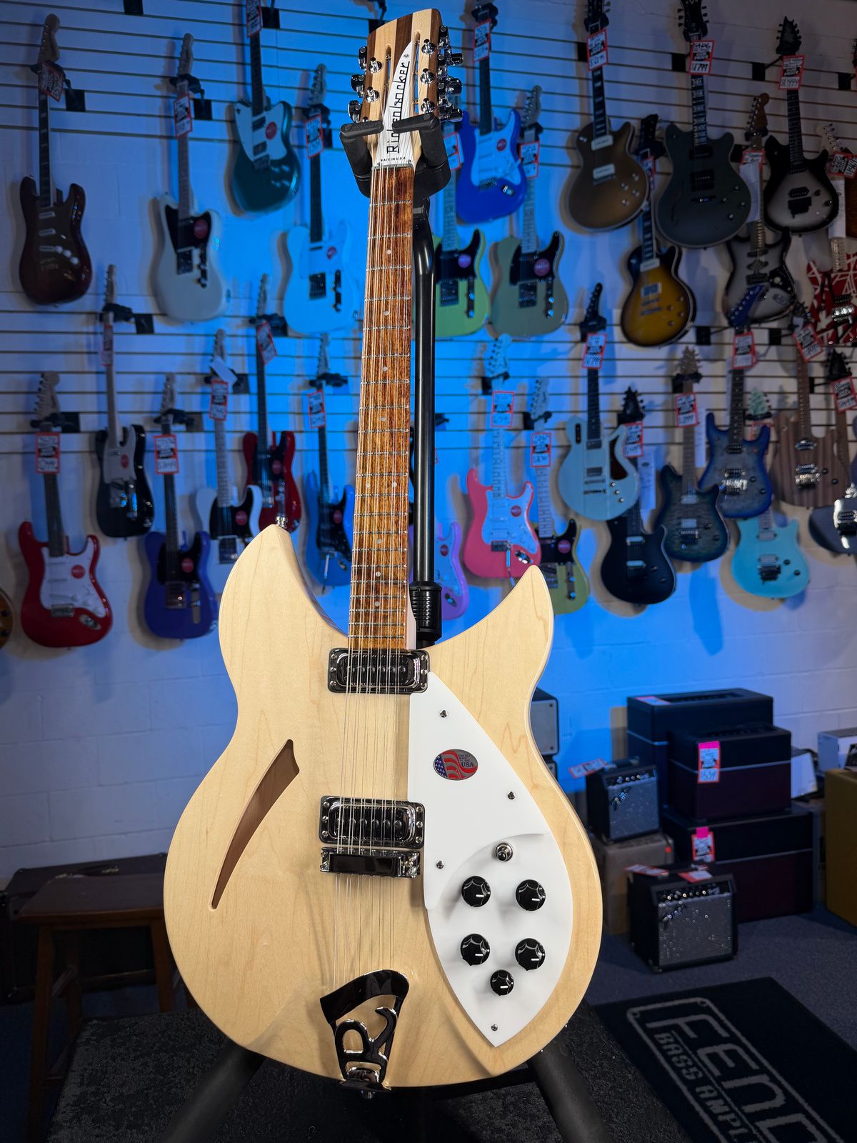 Rickenbacker 330/12 Mapleglo