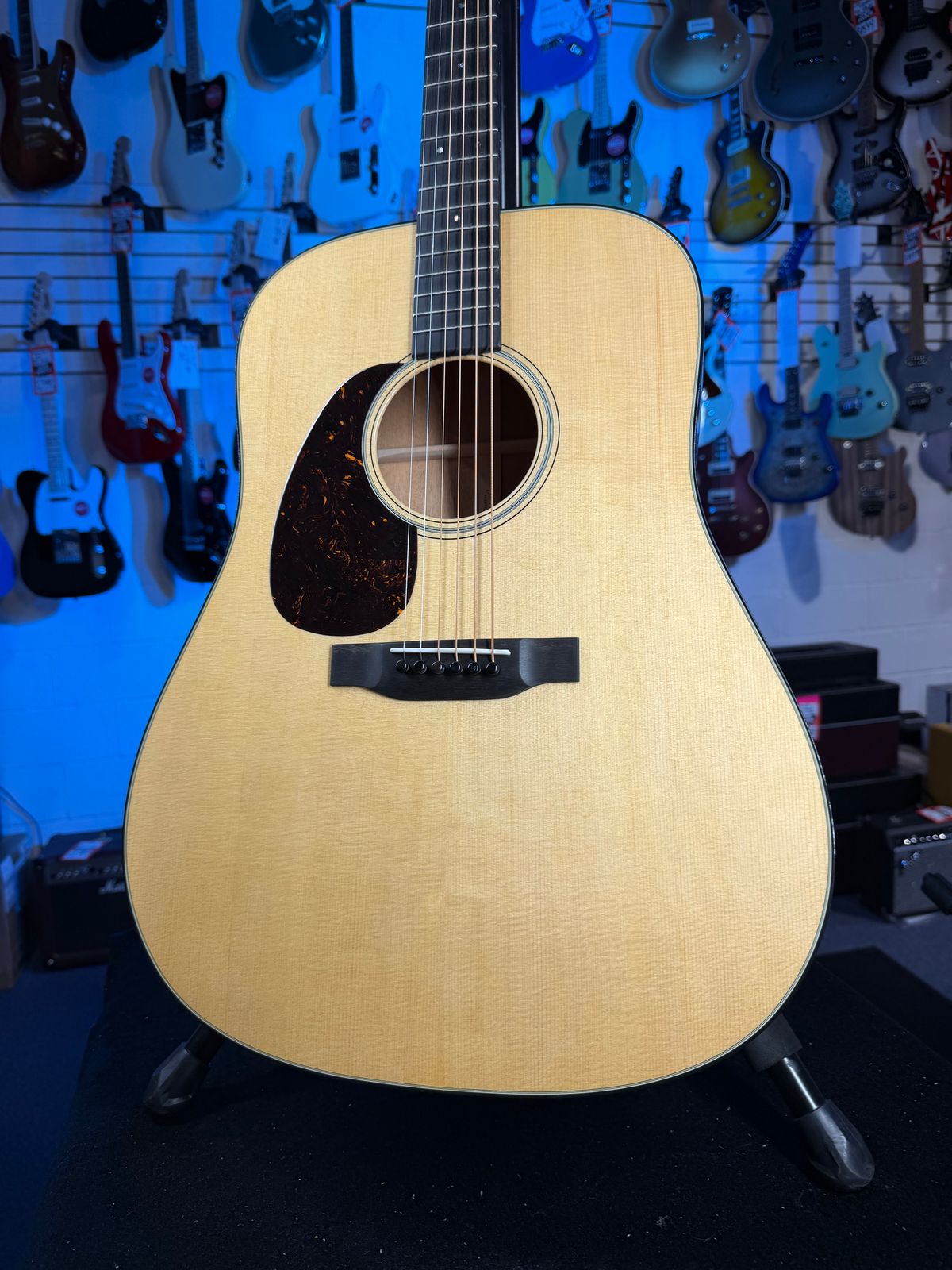Martin Super D-18 Left-Handed Natural