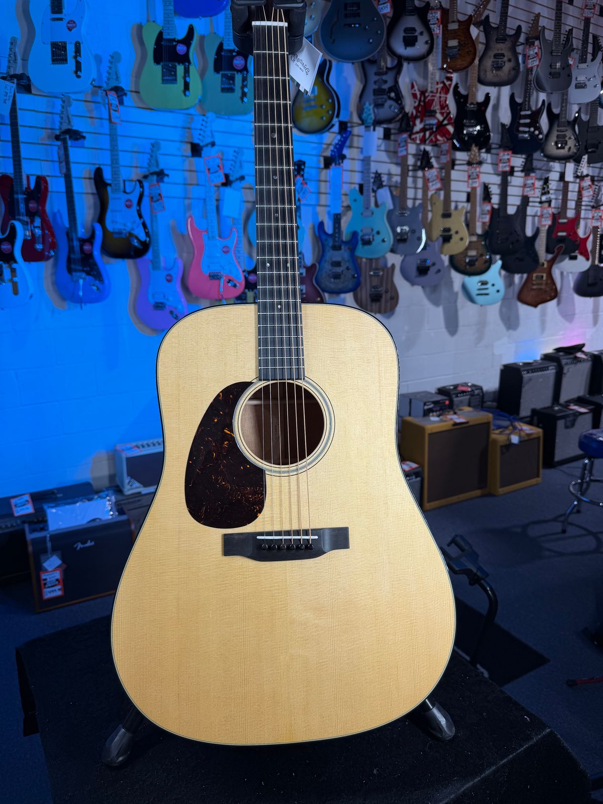 Martin Super D-18 Left-Handed Natural