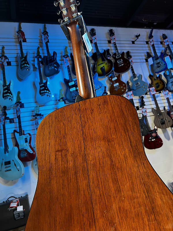 Martin D-18 Left-handed Acoustic Guitar - Natural Auth Deal Free Shipping! 571 GET PLEK’D!