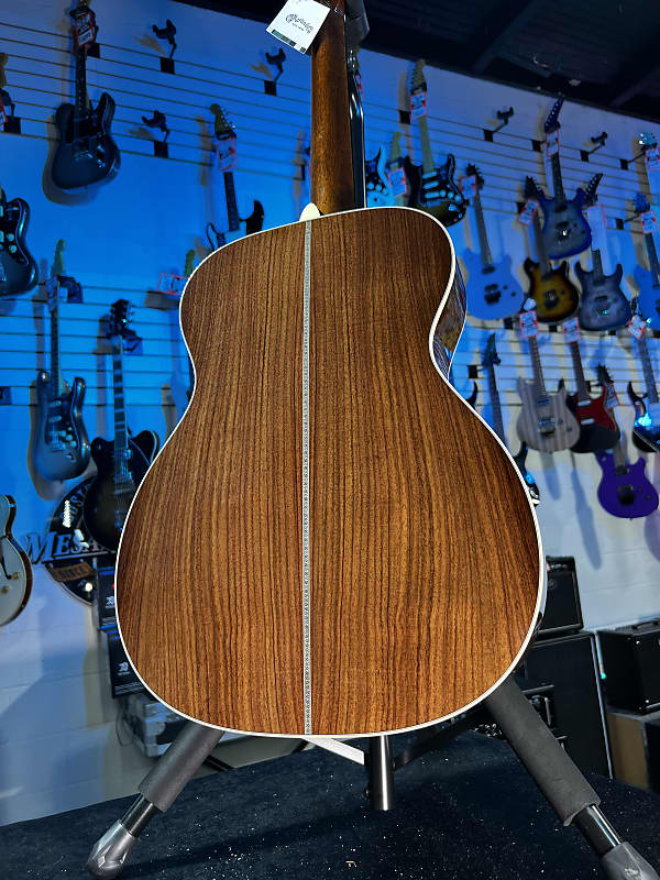 Martin 000-28EC Eric Clapton Left-Handed Sunburst Auth Dealer Free Shipping! 153 GET PLEK’D!