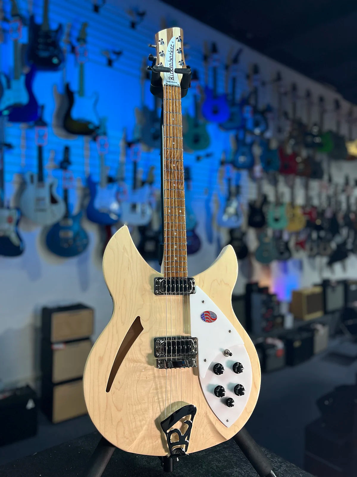 New 2025 Rickenbacker 330 Guitar - Mapleglo, with Rickenbacker Case, 330MG 736