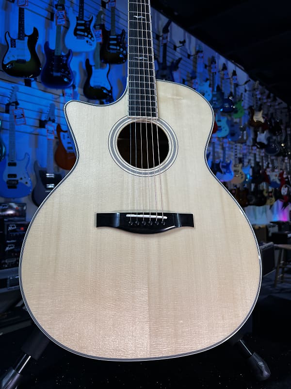 Eastman Guitars AC322CEL Grand Auditorium Natural Landed GET PLEK'D! 252