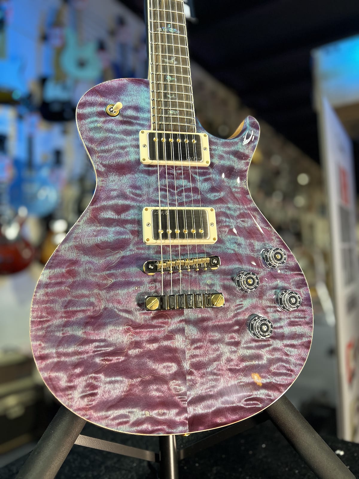 PRS Wood Library McCarty Singlecut 594, Quilt Top, Violet, Ziricote Fingerboard, Paisley Case, Signature Dealer 450