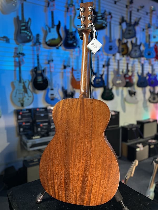 Martin 000-15M Left Handed Acoustic Guitar - Mahogany Auth Dealer! GET PLEK'D! 750