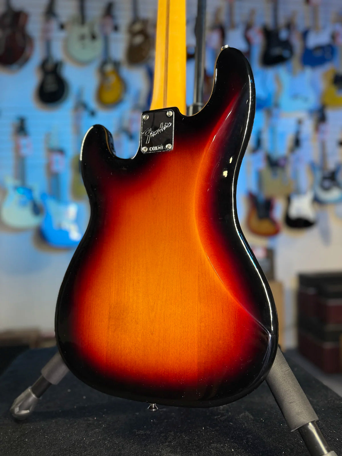 Fender American Professional Classic Precision Bass - 3-Color Sunburst, Rosewood Fingerboard GET PLEK'D! 910