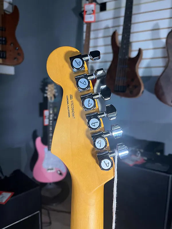 American Ultra Stratocaster HSS - Cobra Blue W/ Rosewood Fretboard #667
