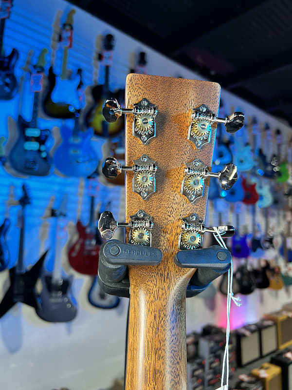 Martin SC-18E Acoustic-electric Guitar - Aged Natural Auth Deal Free Ship! 647 GET PLEK'D!