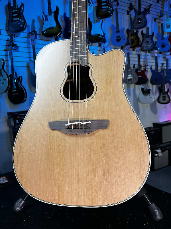 Takamine JGB7C Garth Brooks Signature - Natural GET PLEK'D! 544