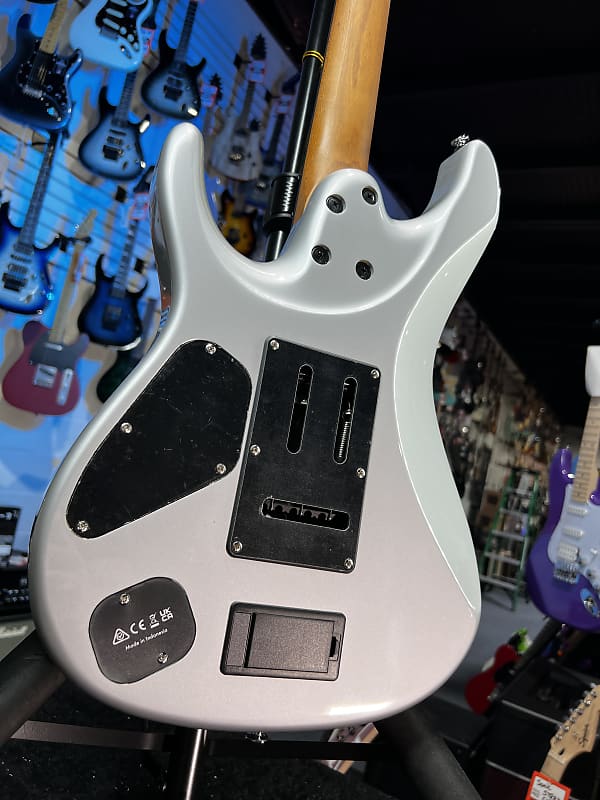 Ibanez TOD10 Tim Henson Signature Electric Guitar - Classic Silver GET PLEK'D 050