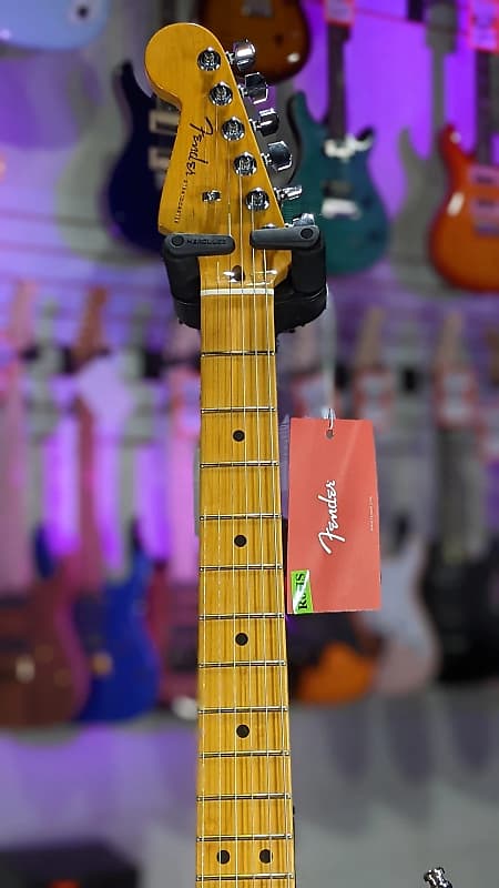 Fender American Ultra Stratocaster Left-handed - Mocha Burst Maple Fingerboard! 920 GET PLEK’D!