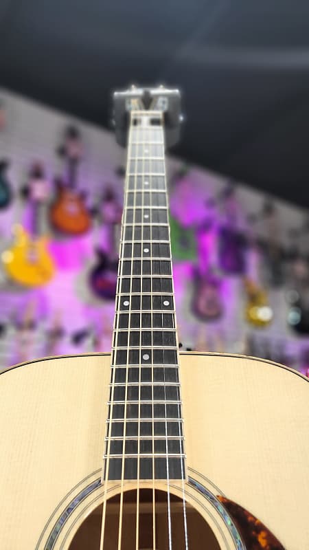 Larrivee D-05 Mahogany Acoustic Guitar Authorized Dealer *FREE PLEK WITH PURCHASE* 588