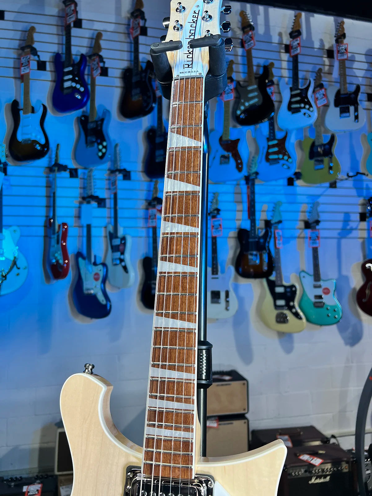 New Rickenbacker 620 Mapleglo Electric Guitar wOHSC Auth Dealer Free Ship 620MG 772