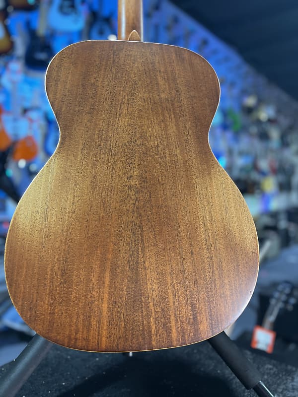 Martin 000-15M StreetMaster Acoustic Guitar - Mahogany Burst Auth Deal *FREE PLEK WITH PURCHASE*! 615