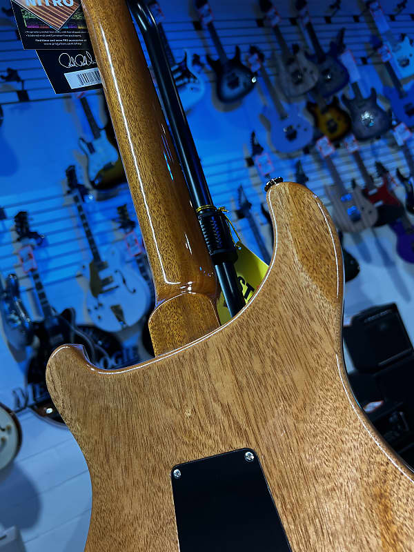 New 2024 PRS Custom 24 – Custom Color – Faded Charcoal Smokewrap Burst/Natural back w PRS Case, Ath Dlr Get Plekd 101