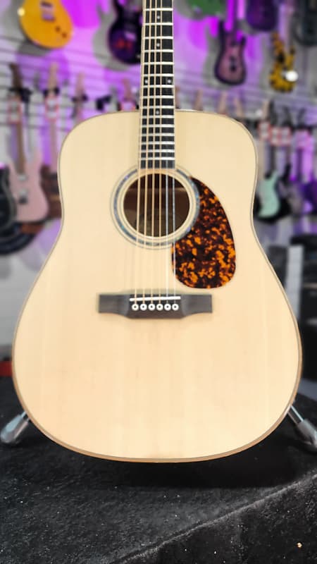 Larrivee D-05 Mahogany Acoustic Guitar Authorized Dealer *FREE PLEK WITH PURCHASE* 588