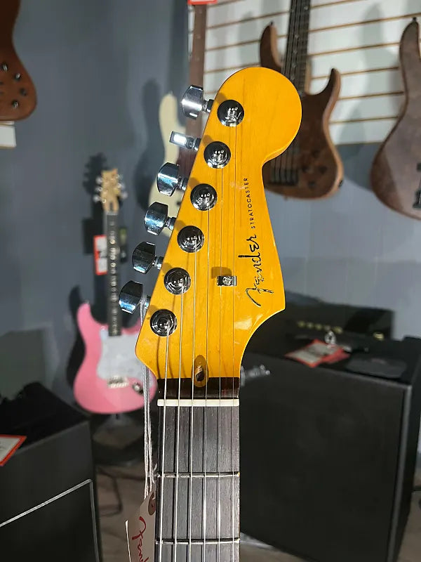 American Ultra Stratocaster HSS - Cobra Blue W/ Rosewood Fretboard #667