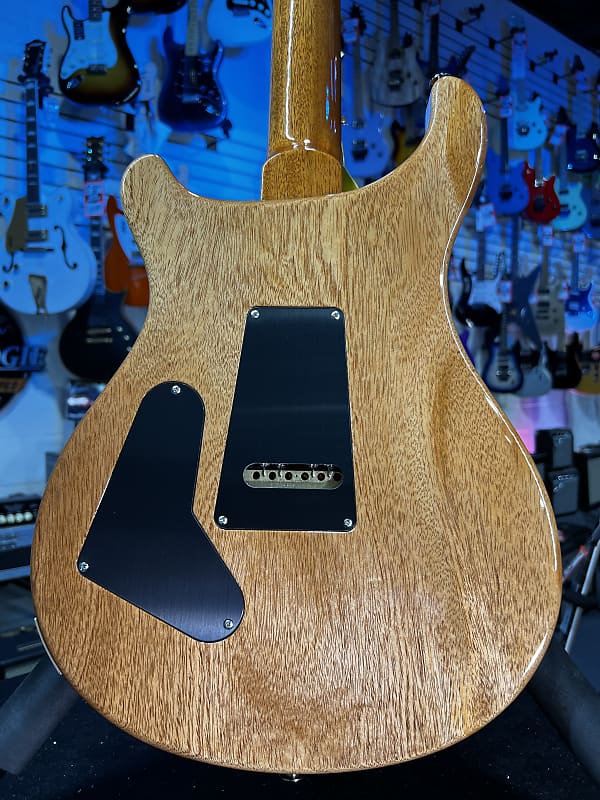 New 2024 PRS Custom 24 – Custom Color – Faded Charcoal Smokewrap Burst/Natural back w PRS Case, Ath Dlr Get Plekd 101