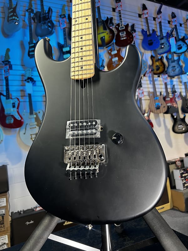Kramer The 84 Intruder Black Satin with Gig Bag Auth Deal Free Shipping! 143 GET PLEK’D!
