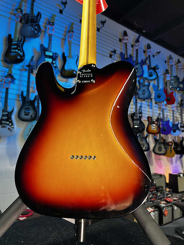 Fender American Ultra II Telecaster Electric Guitar - Ultraburst Maple Fingerboard Auth Deal Free Ship! 658