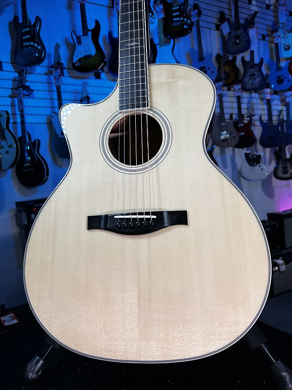 Eastman Guitars AC322CEL Grand Auditorium Natural Landed GET PLEK'D! 252