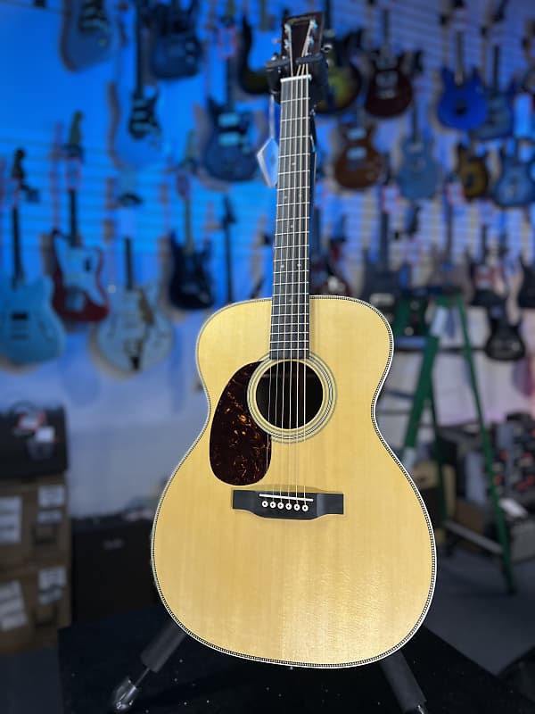 Martin 000-28 Left-Handed Acoustic Guitar - Natural Auth Deal Free Ship! 002 GET PLEK’D!