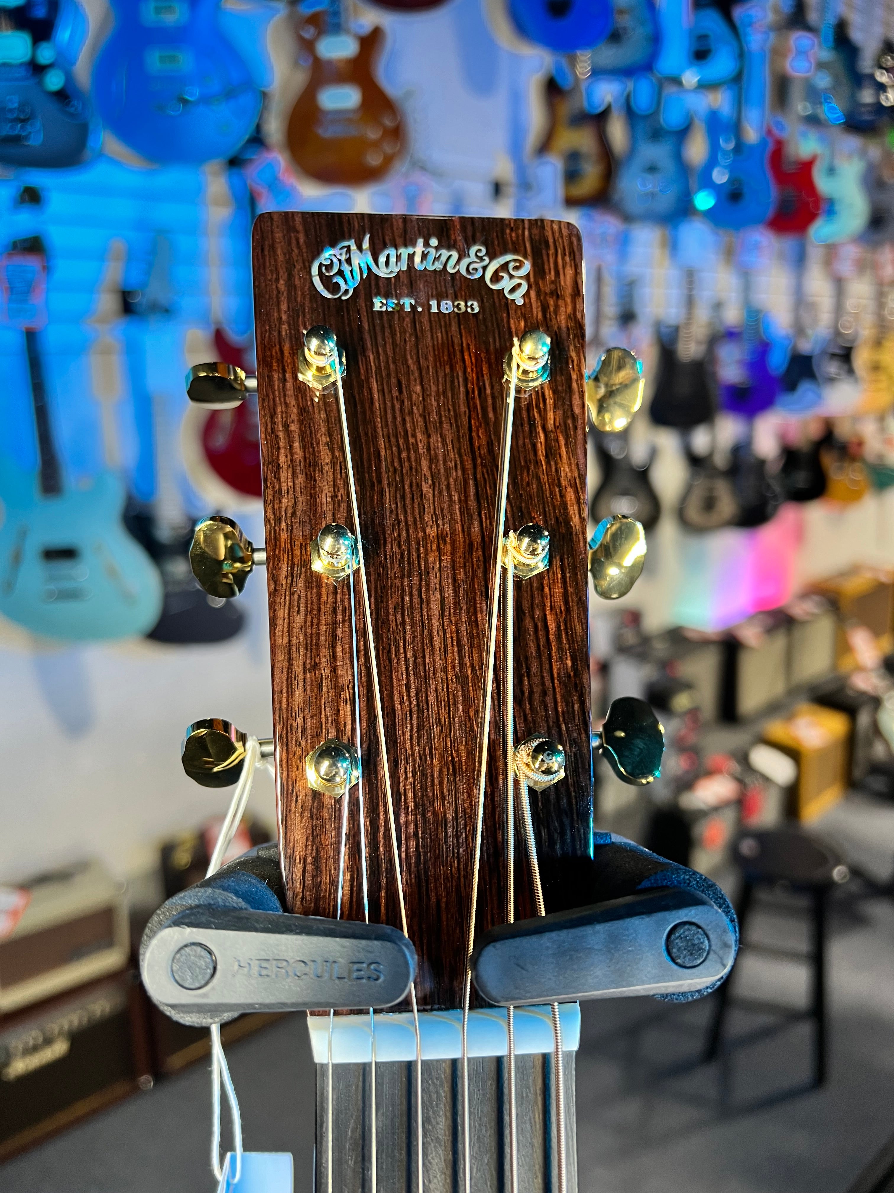 Martin OM-28 Modern Deluxe Left-Handed Acoustic Guitar - Natural 220 GET PLEK'D!