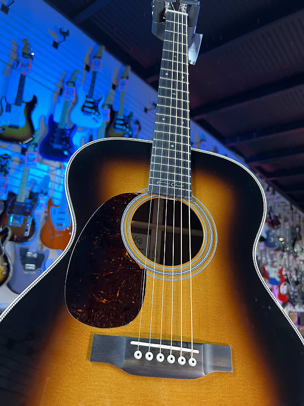 Martin 000-28EC Eric Clapton Left-Handed Sunburst Auth Dealer Free Shipping! 153 GET PLEK’D!