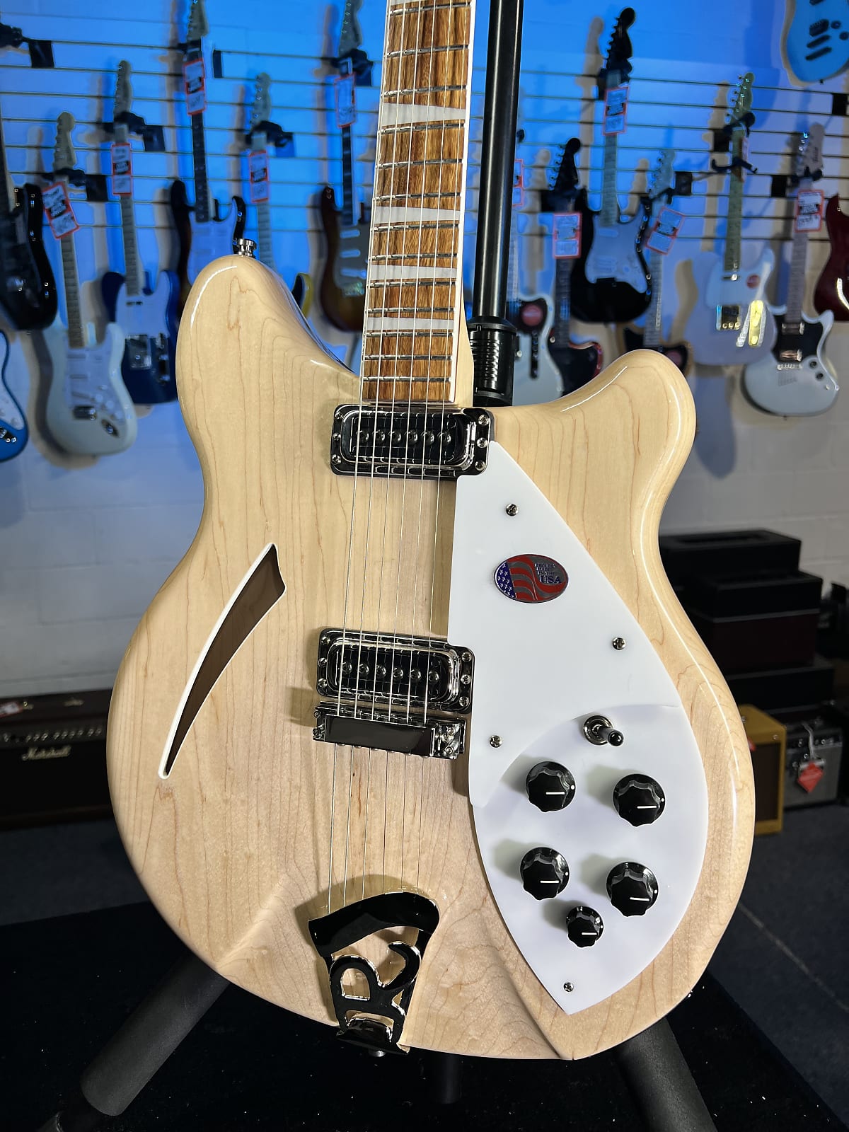 New Rickenbacker 360 Mapleglo Electric Guitar w/ OHSCase, Free Ship, Auth Dealer 360MG 770