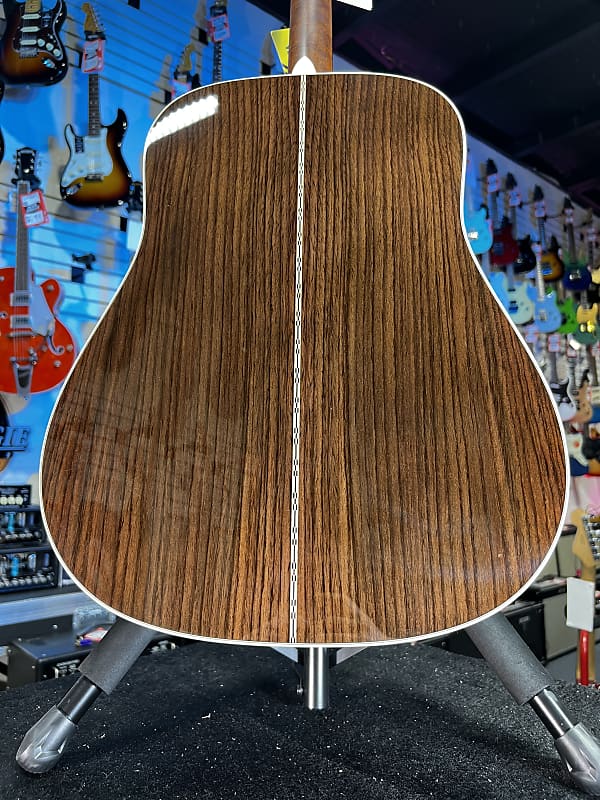 Martin D-28 Acoustic Guitar - Sunburst Authorized Dealer Free Shipping! 131 GET PLEK’D!