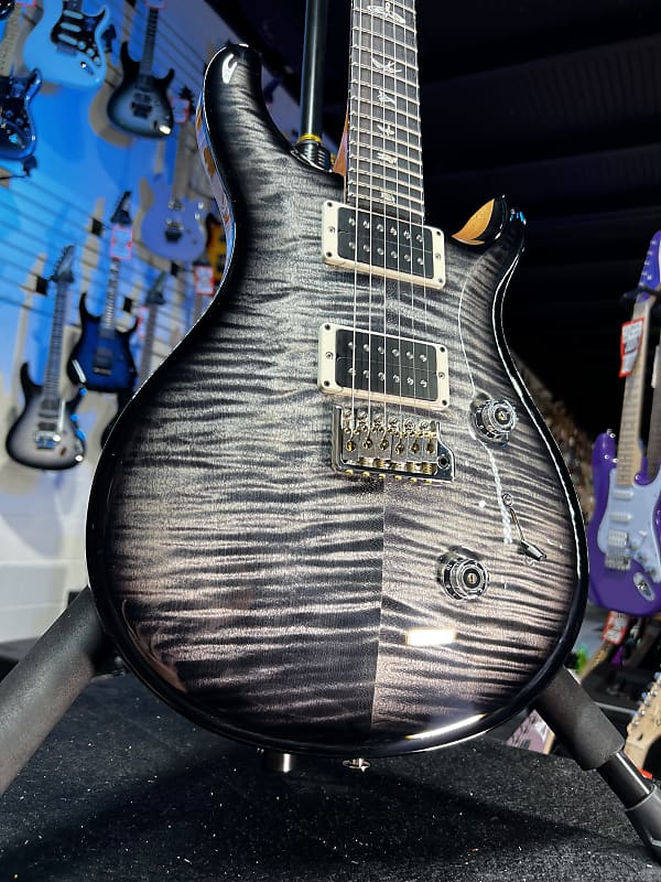 New 2024 PRS Custom 24 – Custom Color – Faded Charcoal Smokewrap Burst/Natural back w PRS Case, Ath Dlr Get Plekd 101