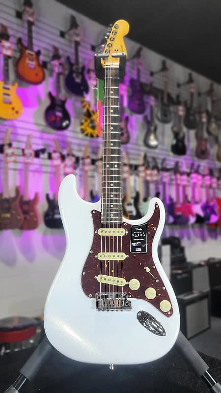 Fender American Ultra Stratocaster - Arctic Pearl with Rosewood Fingerboard *FREE PLEK WITH PURCHASE*! 618