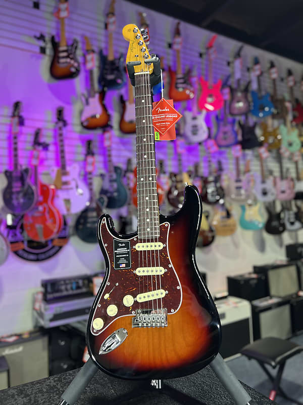 Fender Am Pro II Stratocaster Left-handed - 3 Color Sunburst Rosewood Board *FREE PLEK WITH PURCHASE*! 362