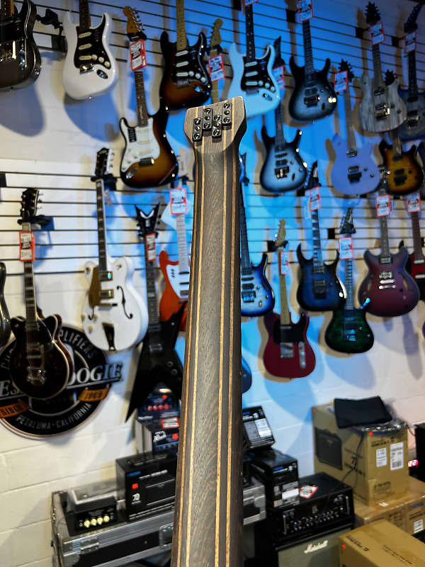 Ibanez EHB Ergonomic Headless Cosmic Blue Starburst Flat Auth Dealer Free Ship! 881 GET PLEK’D!