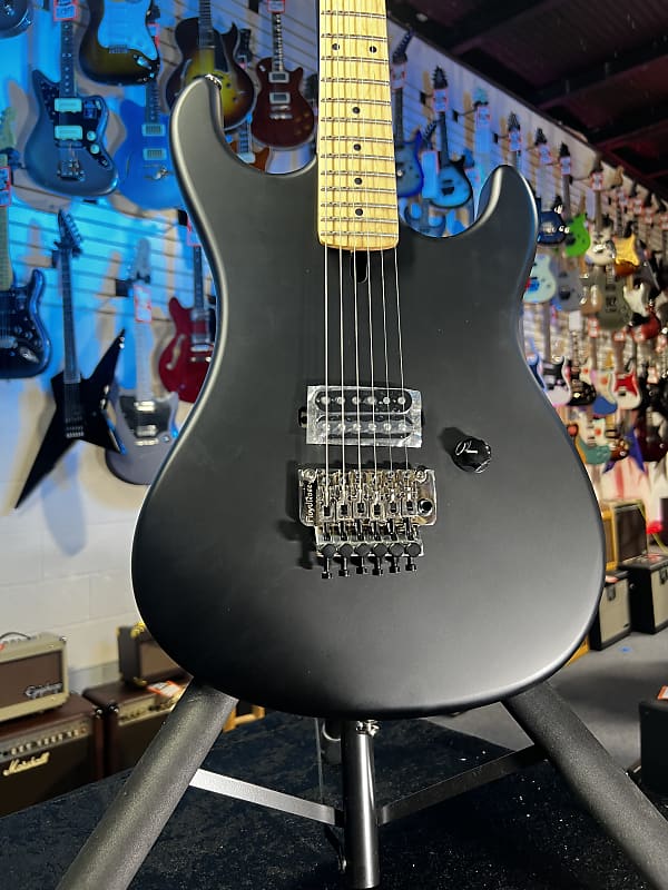 Kramer The 84 Intruder Black Satin with Gig Bag Auth Deal Free Shipping! 143 GET PLEK’D!