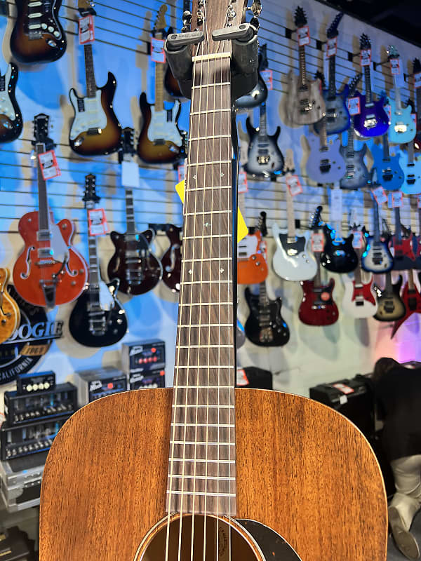 Martin D-15M Mahogany Dreadnought Acoustic Guitar - Natural w Martin Case *FREE PLEK WITH PURCHASE* 986