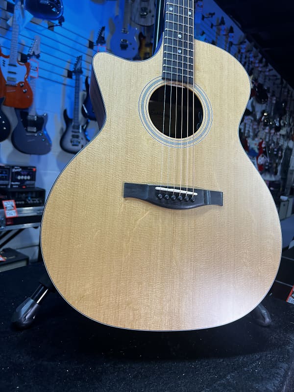 Eastman Guitars AC122-1CE Grand Auditorium Natural Left Handed GET PLEK'D! 288