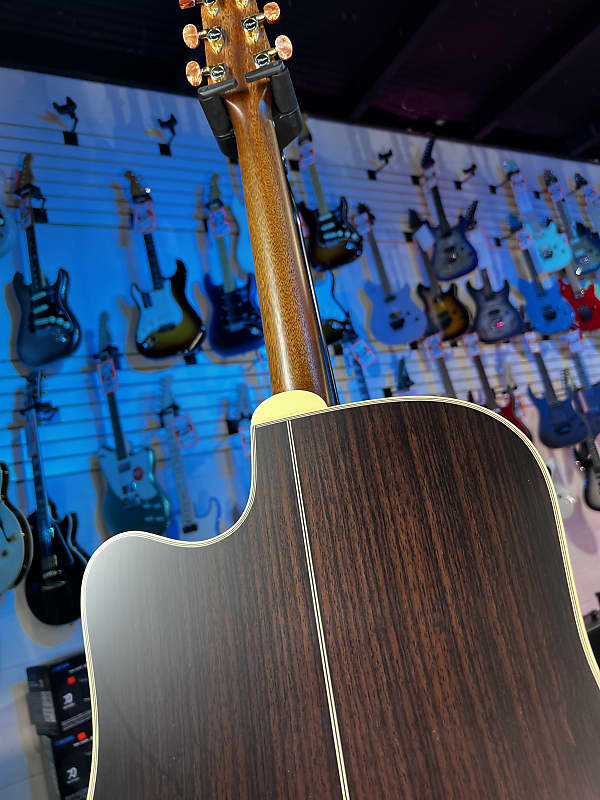 Takamine JGB7C Garth Brooks Signature - Natural GET PLEK'D! 544
