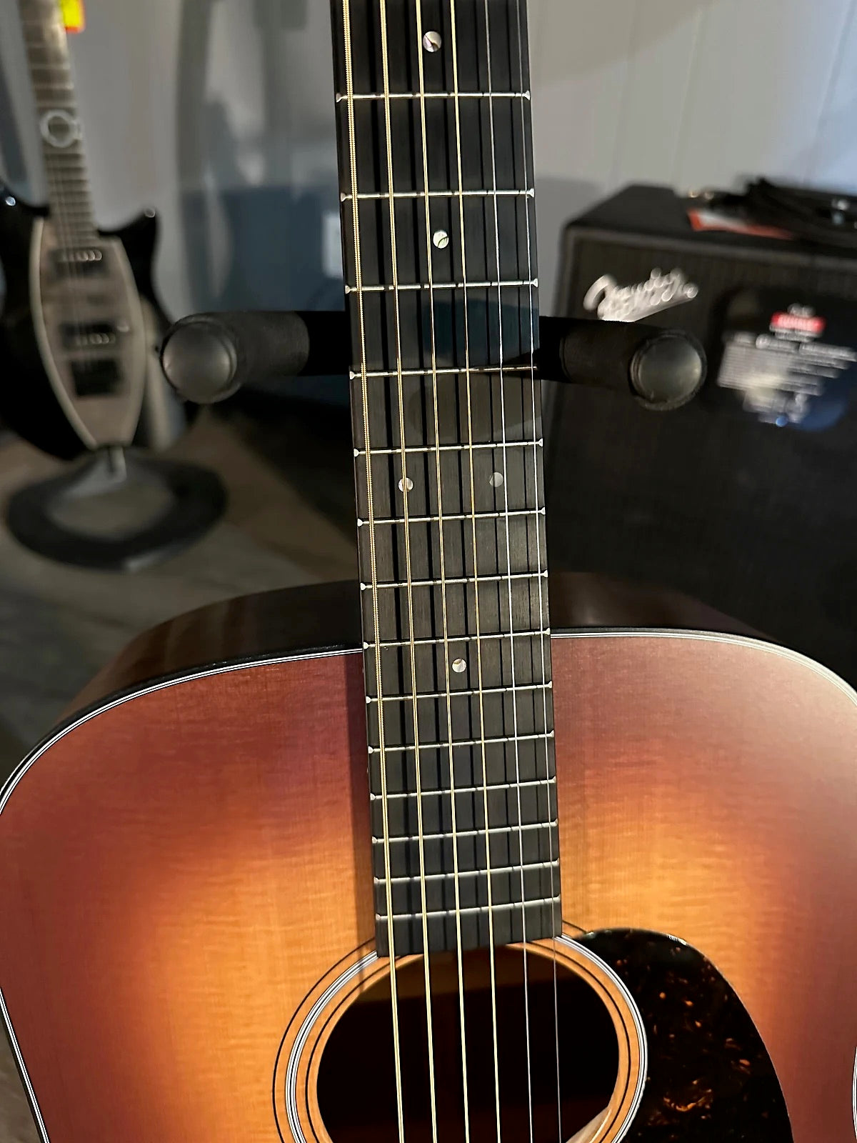 D-18 Satin Acoustic Guitar - Amberburst #805