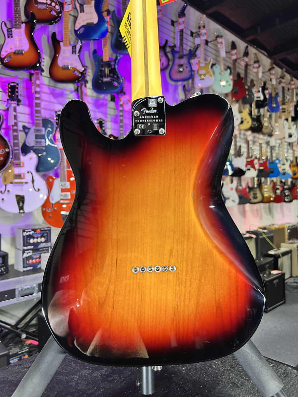 Fender American Professional II Telecaster Deluxe - 3-color Sunburst with Rosewood Fingerboard Auth Deal Free Ship! 812 *FREE PLEK WITH PURCHASE*